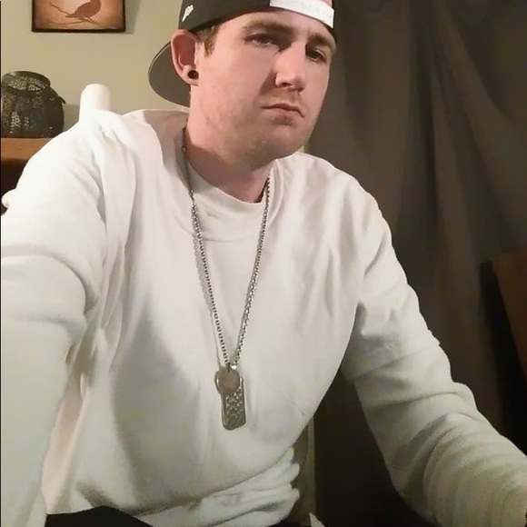 Meet your Posher, Justin - Picture 4 of 4